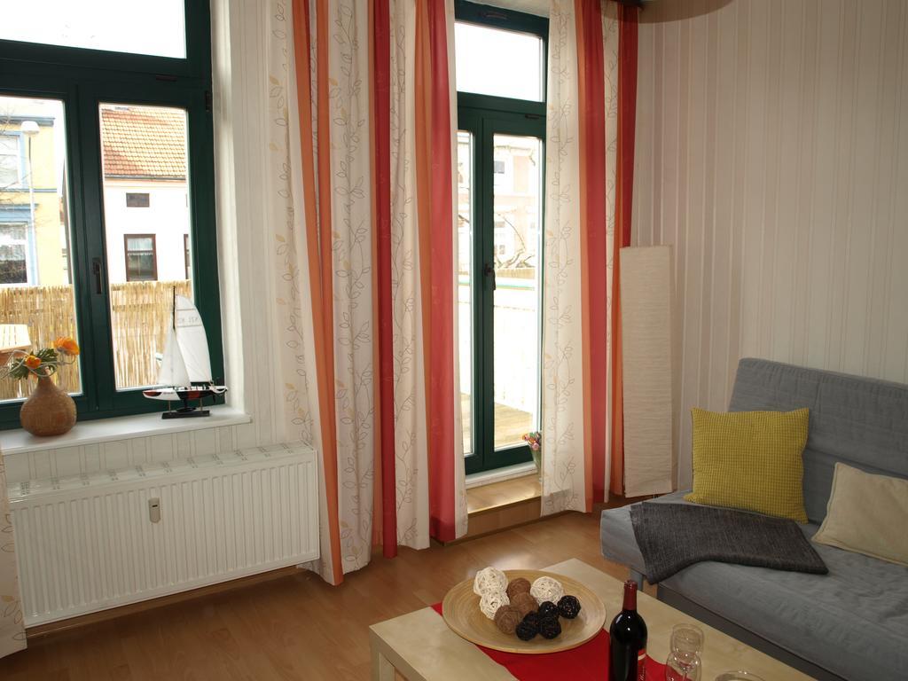 Haus Strandgut Apartment Rostock Exterior photo